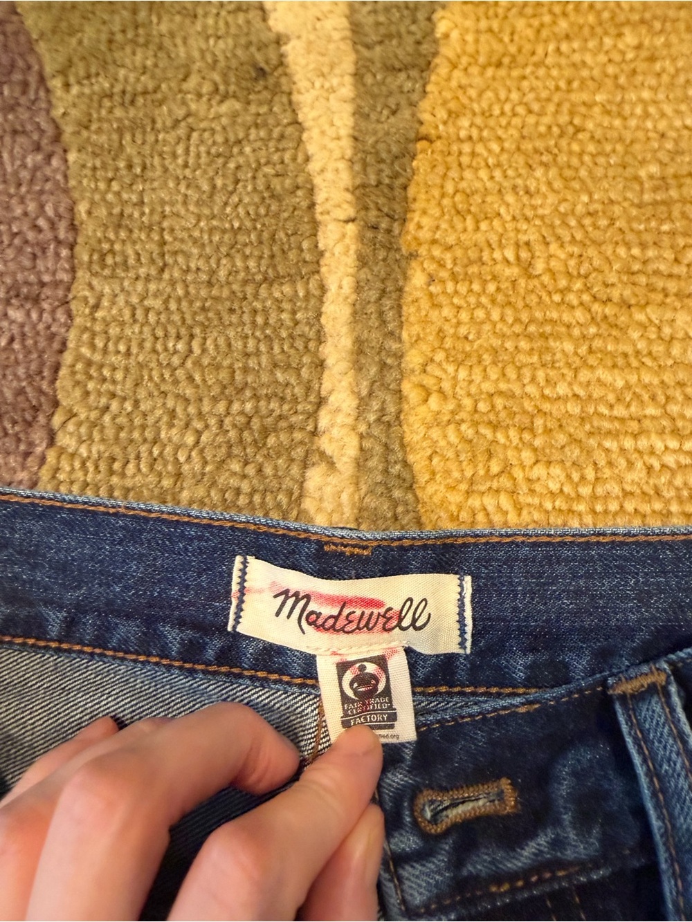 Madewell The Essex Long Baggy Short 9” Denim Jean Shorts Size 26 Waist - Picture 3 of 5